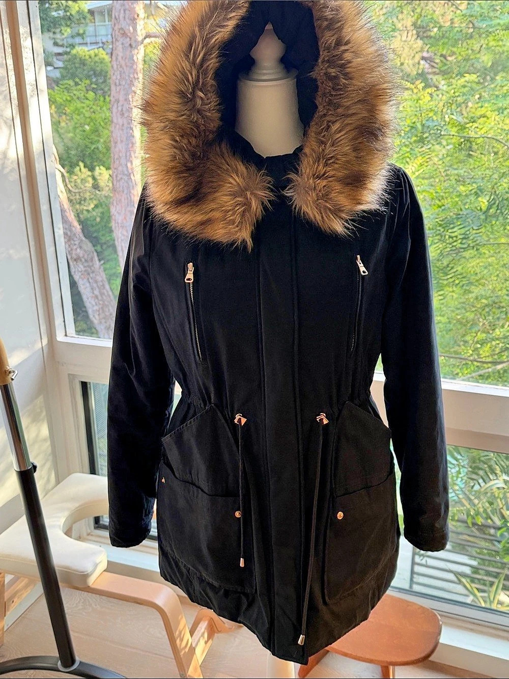 Zara Outerwear Division Faux Fur Hooded Black Parka Size Large